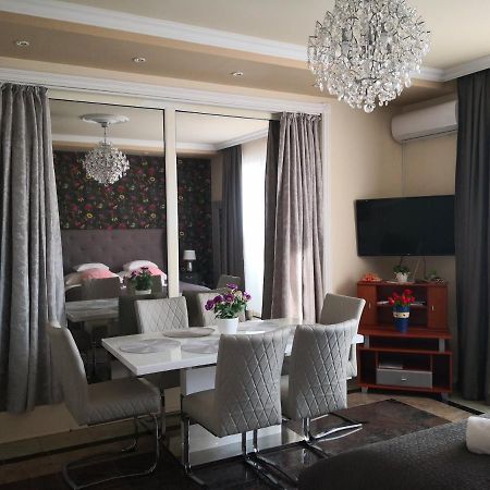 Kupola Apartman Szeged Esterno foto