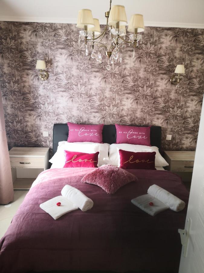Kupola Apartman Szeged Esterno foto