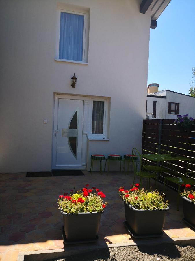 Kupola Apartman Szeged Esterno foto