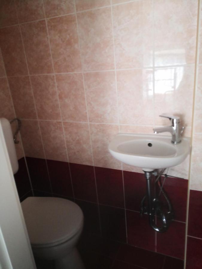 Kupola Apartman Szeged Esterno foto