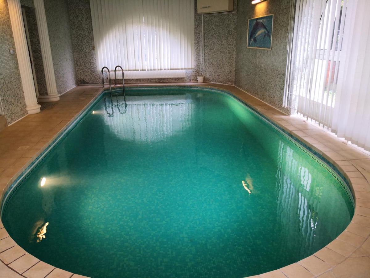 Kupola Apartman Szeged Esterno foto